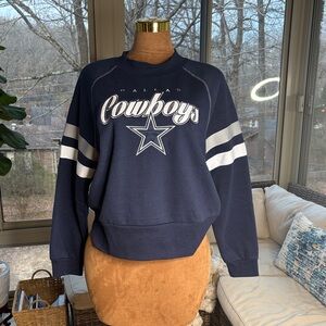 NFL Dallas Cowboys Woman’s Navy Crewneck Sweater NWT